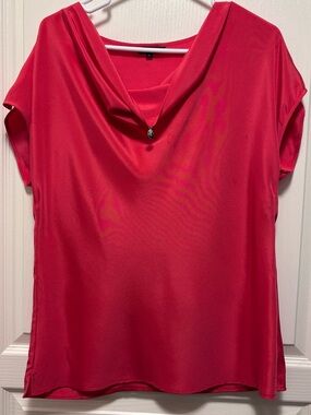 St. John Silk Pink Women's Top silver drop accent draped neckline Sz M pink